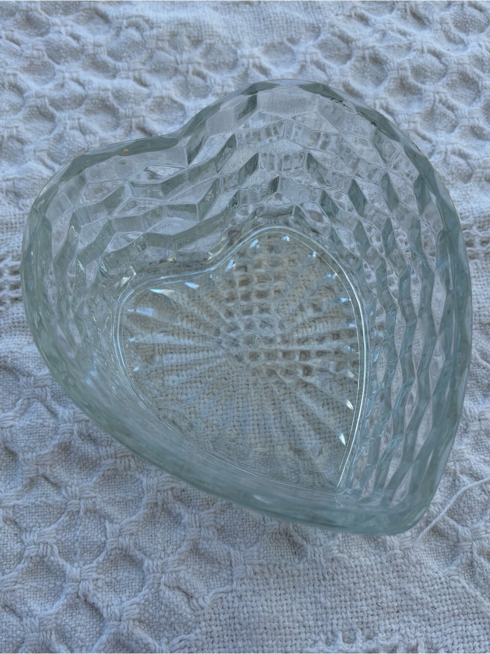 Heart-Shaped Clear Glass Decorative Bowl Candy Dish Deep